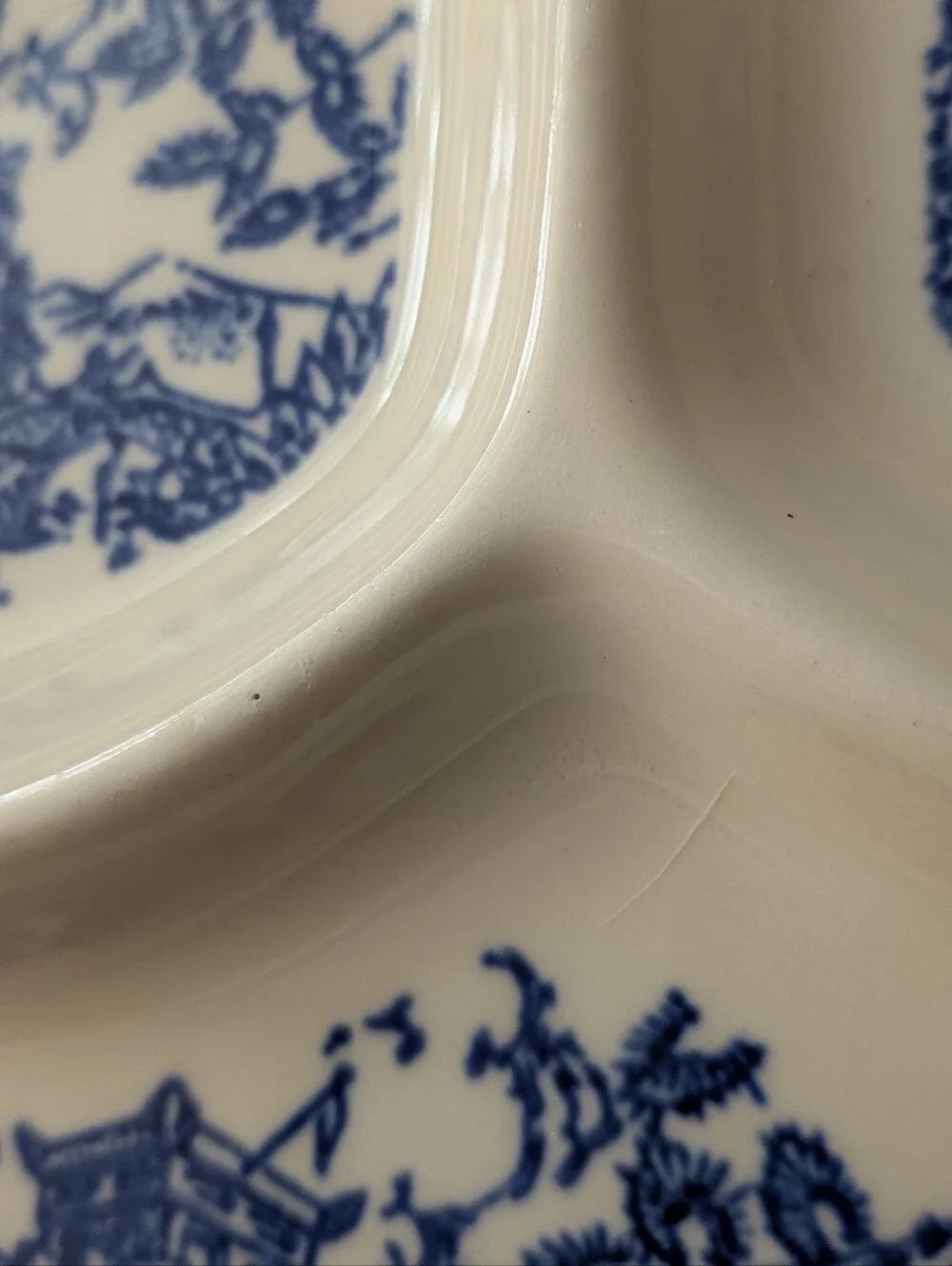 Vintage Blue & White Empress Ivory Universal Cambridge Divided Dinner Plate